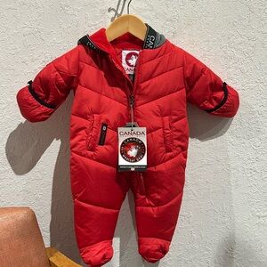 🎁🎄Final Sale Price🎁🎄 Canada Weather Gear Down-Filled 3/6 Month Snowsuit NWT